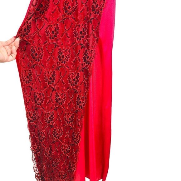 Vintage 1960 BOLD Red & Black Lace Floral Liquid Satin Nylon Maxi long Lingerie - Picture 5 of 10
